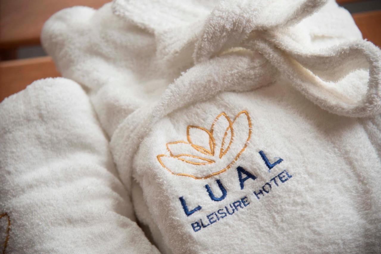 Lual Bleisure Hotel Pofi Esterno foto